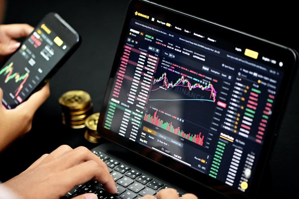 The Impact of Stablecoin Collapses on the Digital Asset Industry The Impact of Stablecoin Collapses on the Digital Asset Industry